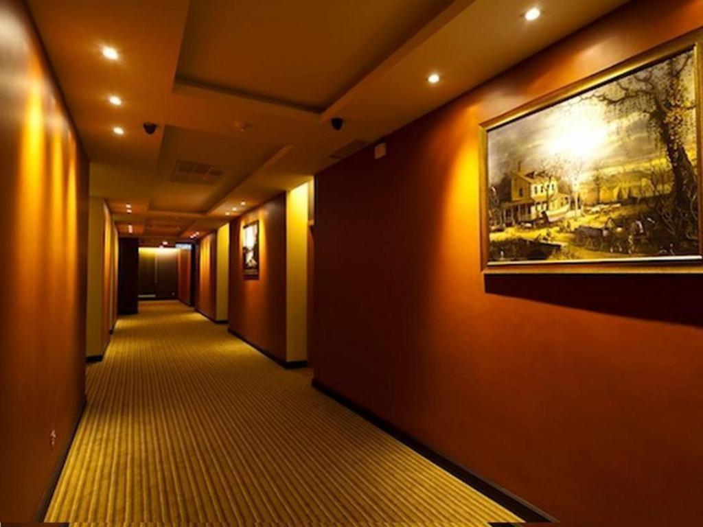 โรงแรมแกรนด์ เมดัลเลียน กูชิง ภายนอก รูปภาพ